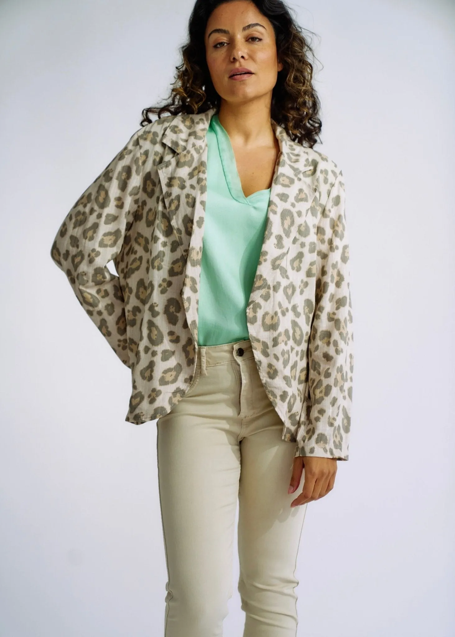 Italian Pure Linen Blazer in Leopard Print