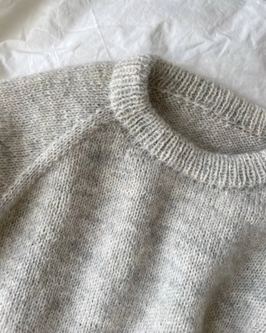 Monday Sweater by PetiteKnit, No 1 knitting yarn kit (ex pattern)