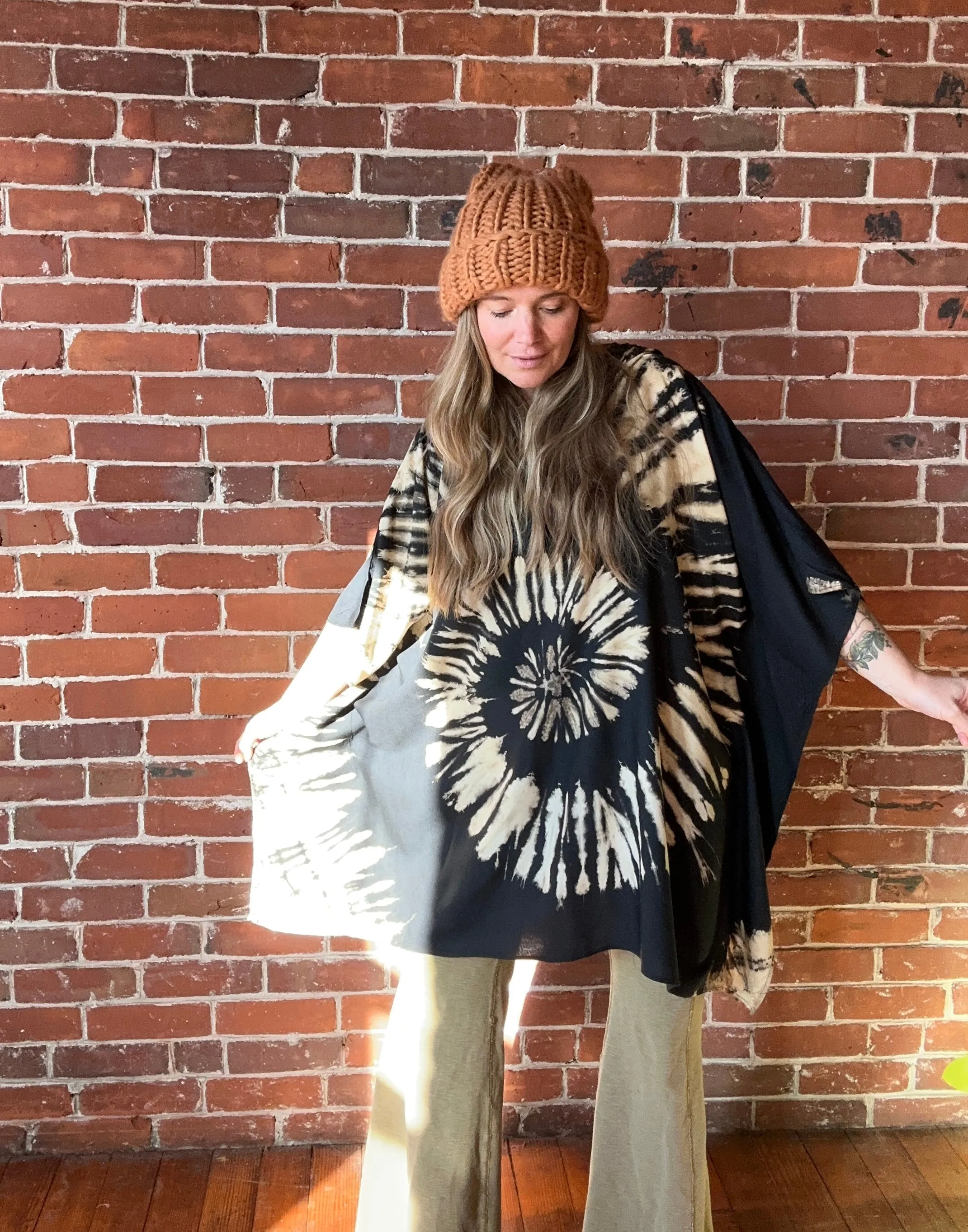 Spiral Black Beige Tie Dye Poncho Hoodie