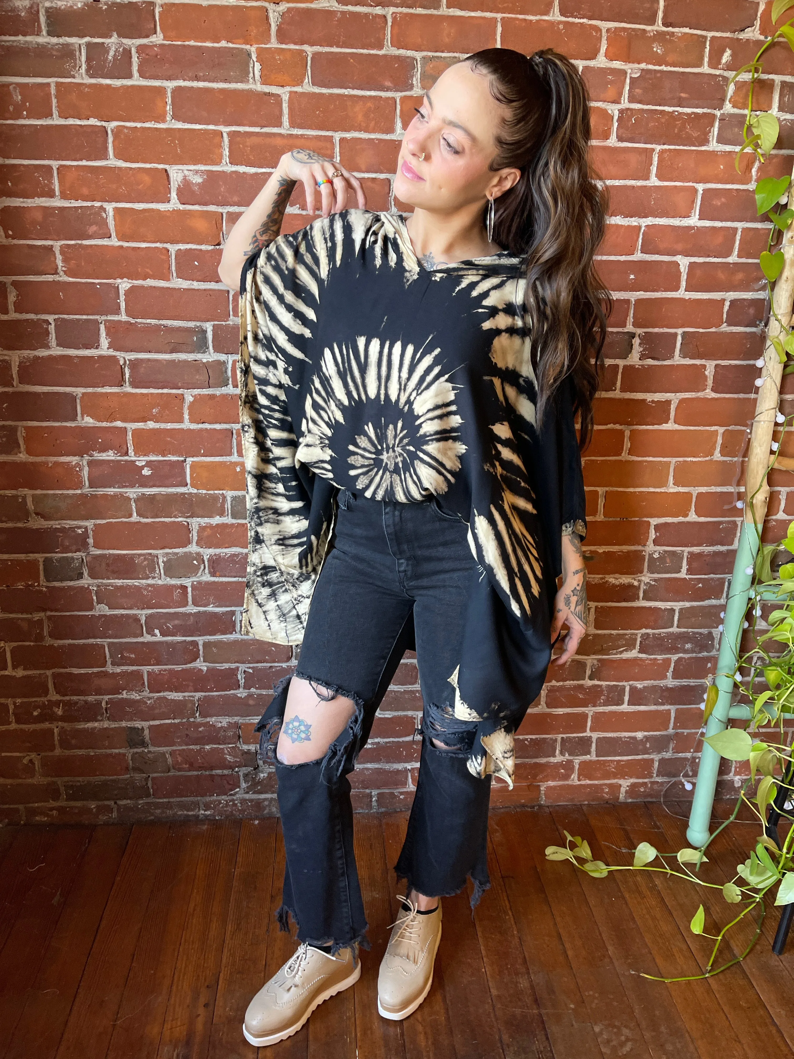 Spiral Black Beige Tie Dye Poncho Hoodie