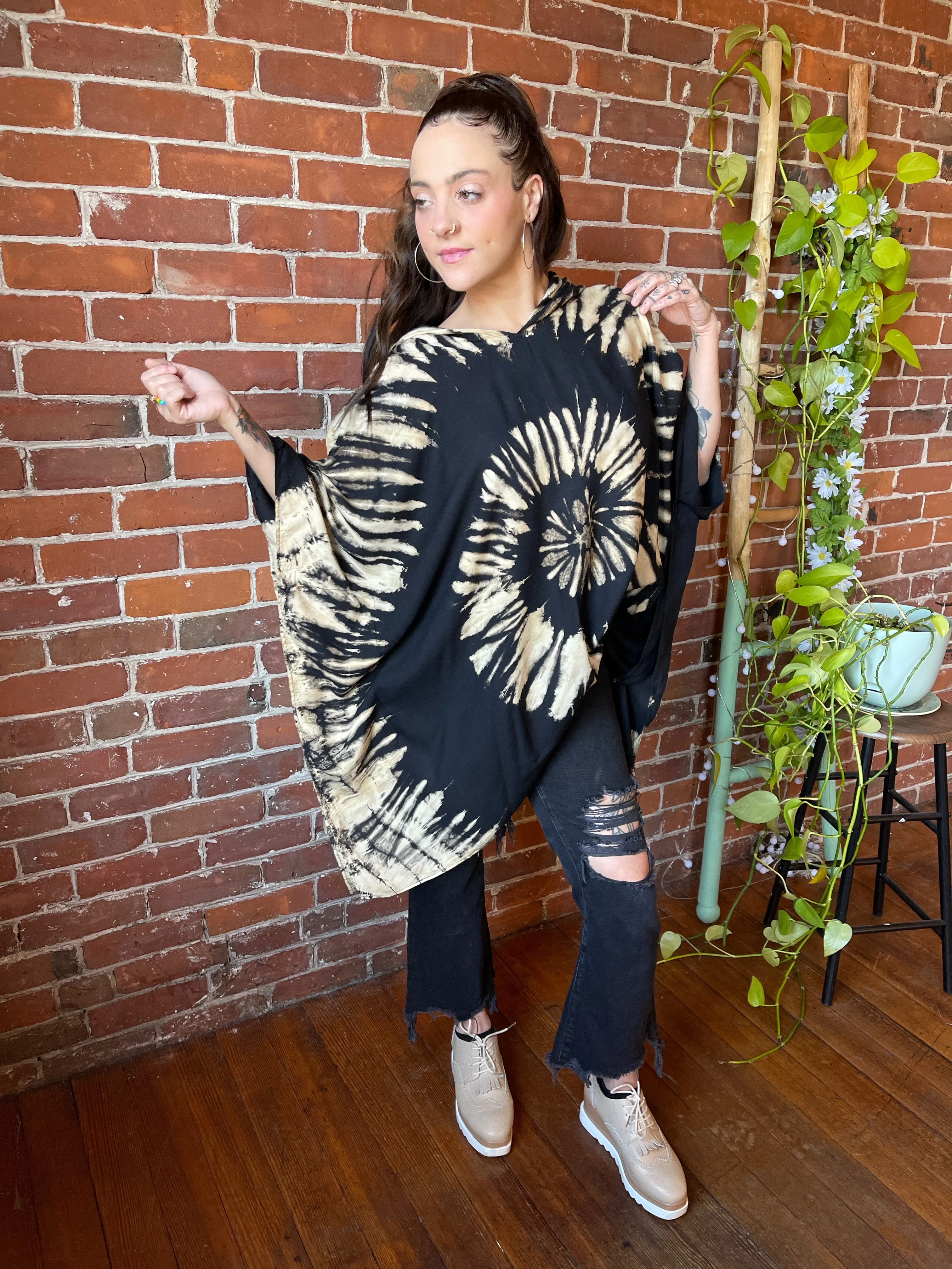 Spiral Black Beige Tie Dye Poncho Hoodie