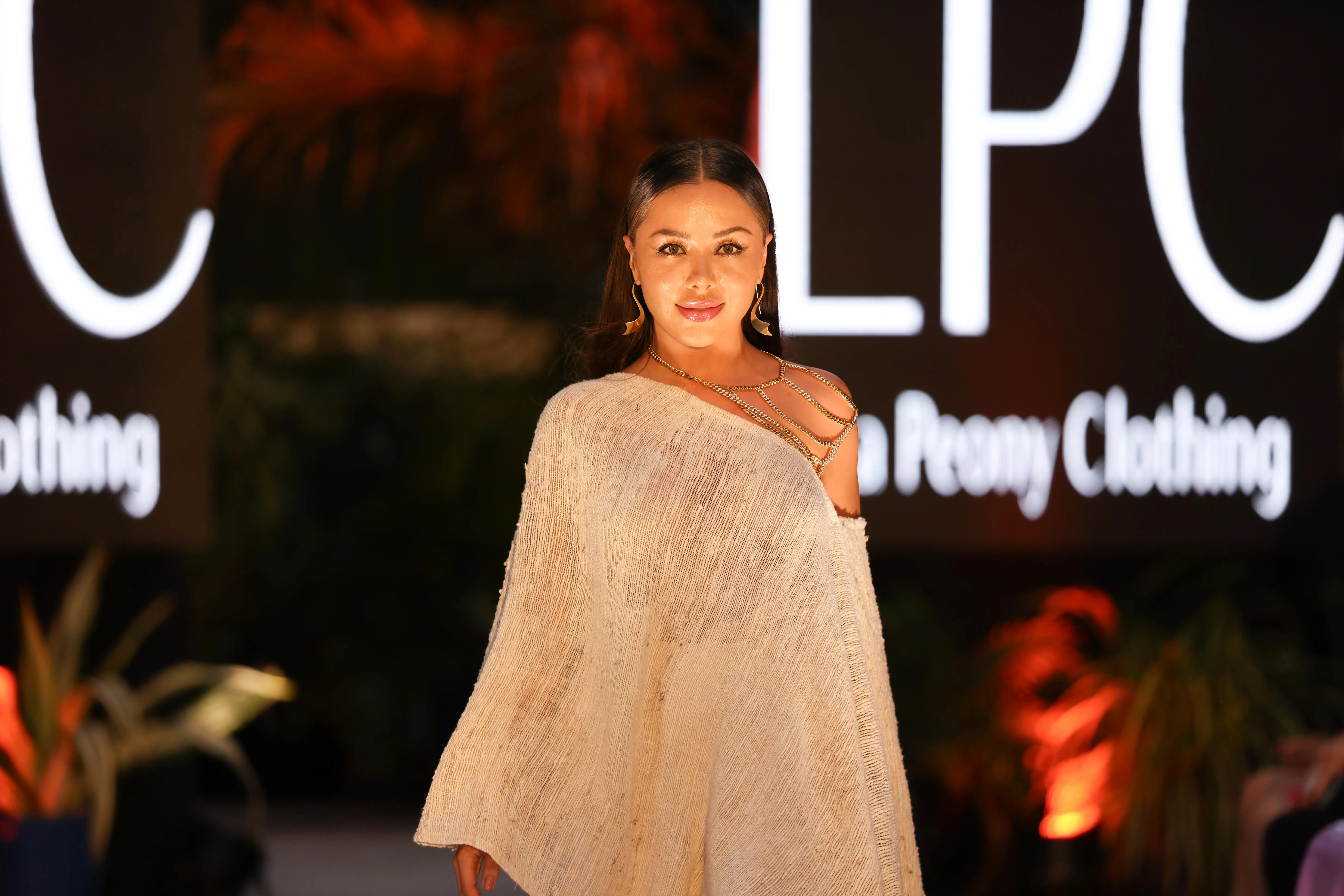 The Artisanal Silk Poncho in Natural Heavy Weave
