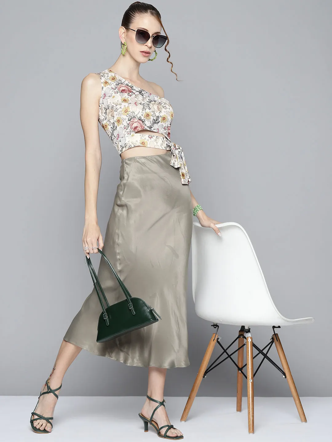 Women Off White Floral Shoulder Crop Top