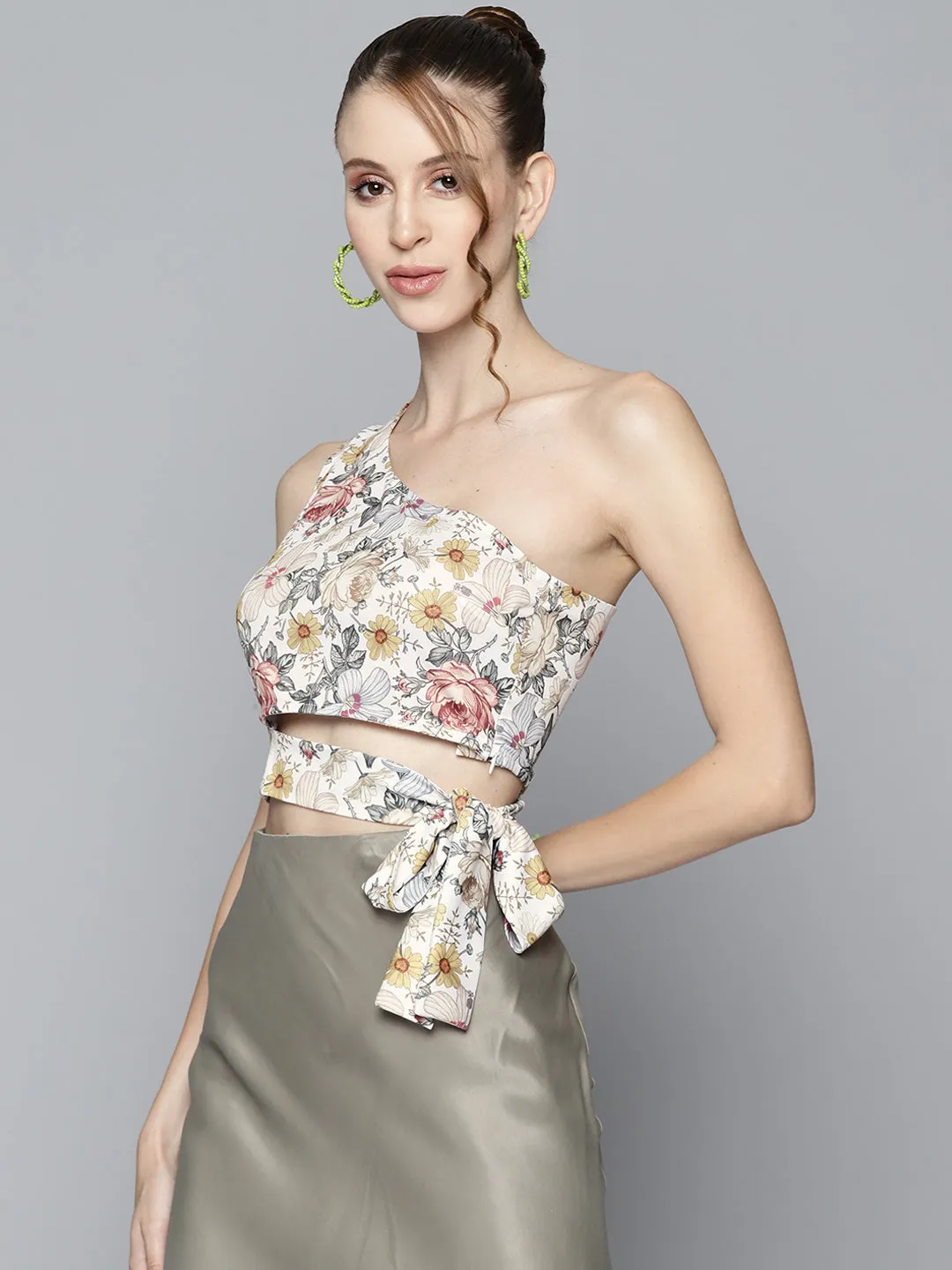 Women Off White Floral Shoulder Crop Top