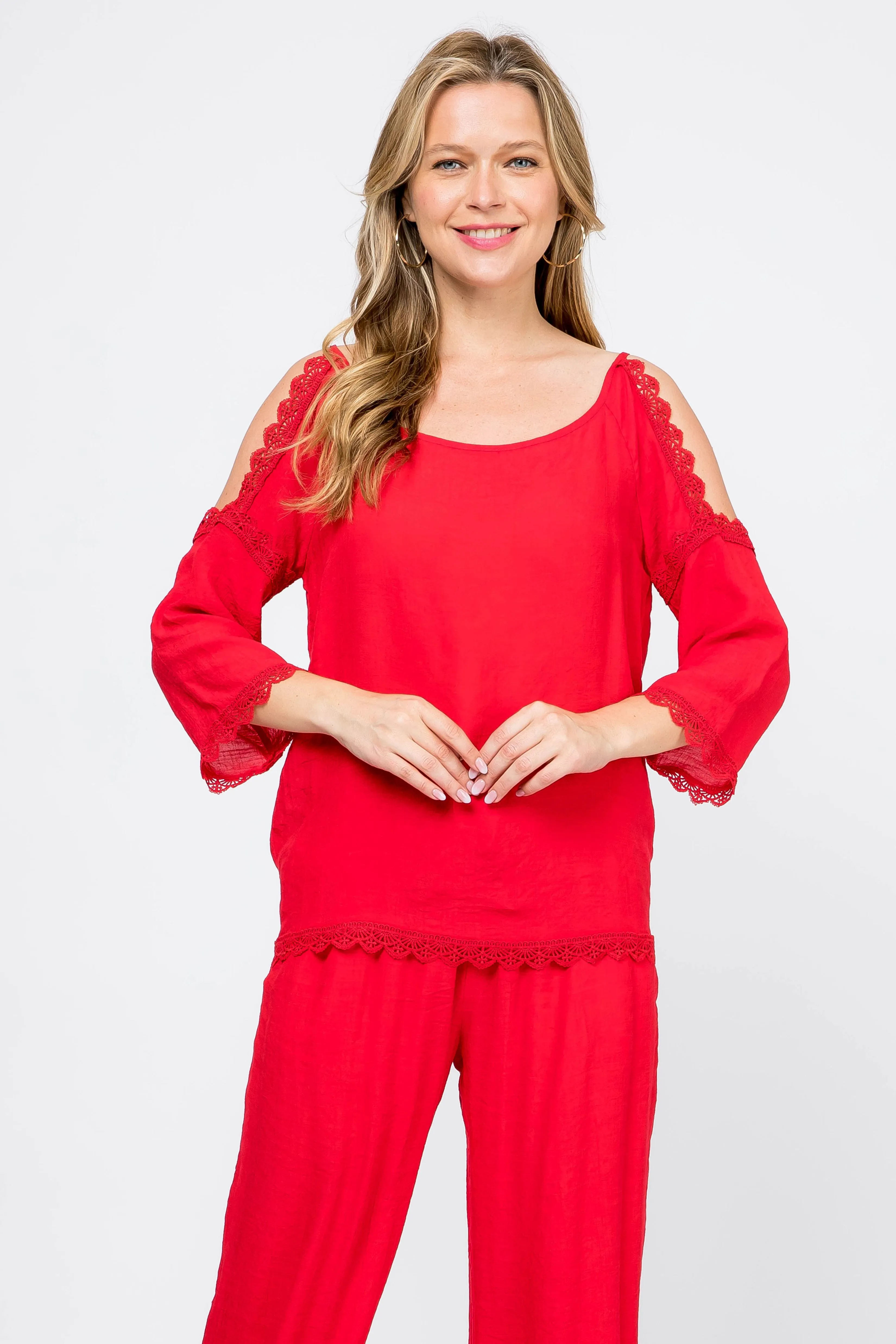 Women's Casual Cold Shoulder Scoop Neck Crochet Trimmed Hem and 3/4 Sleeve Tunic Top