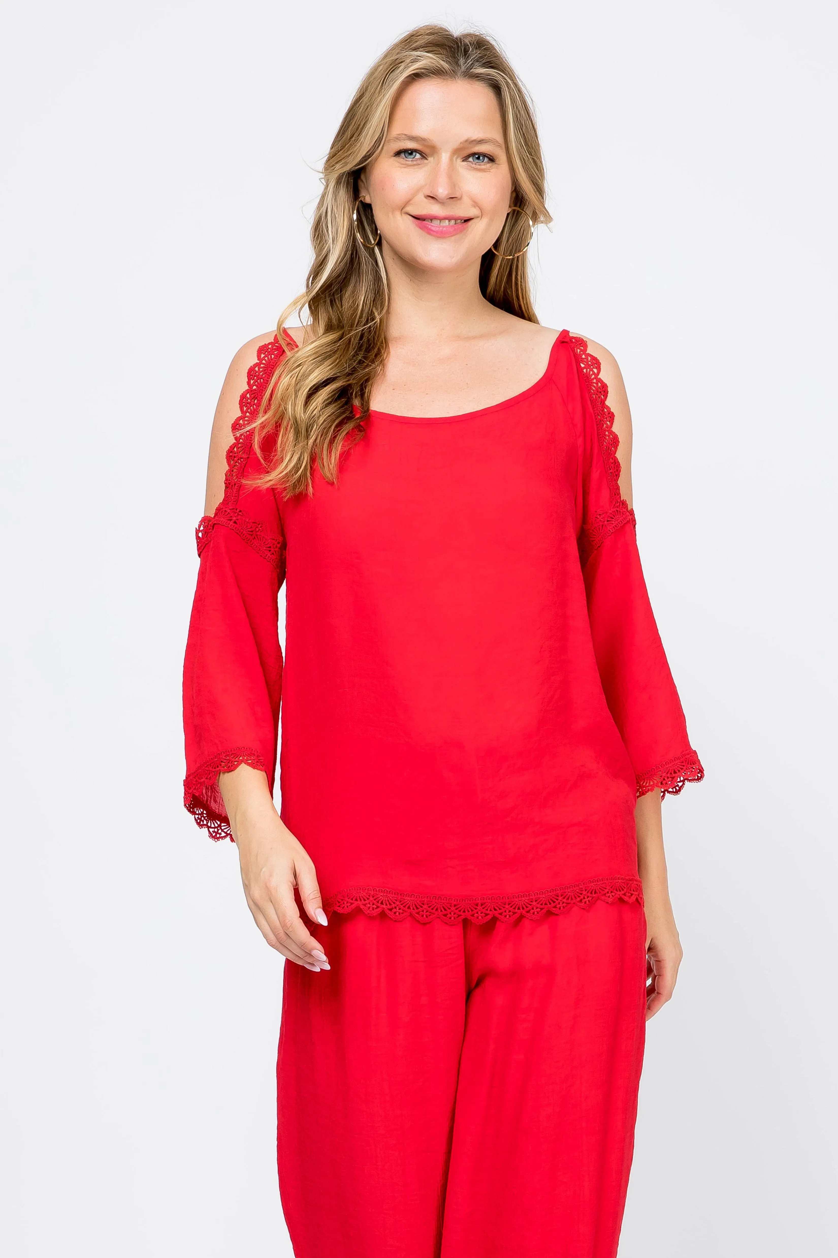 Women's Casual Cold Shoulder Scoop Neck Crochet Trimmed Hem and 3/4 Sleeve Tunic Top