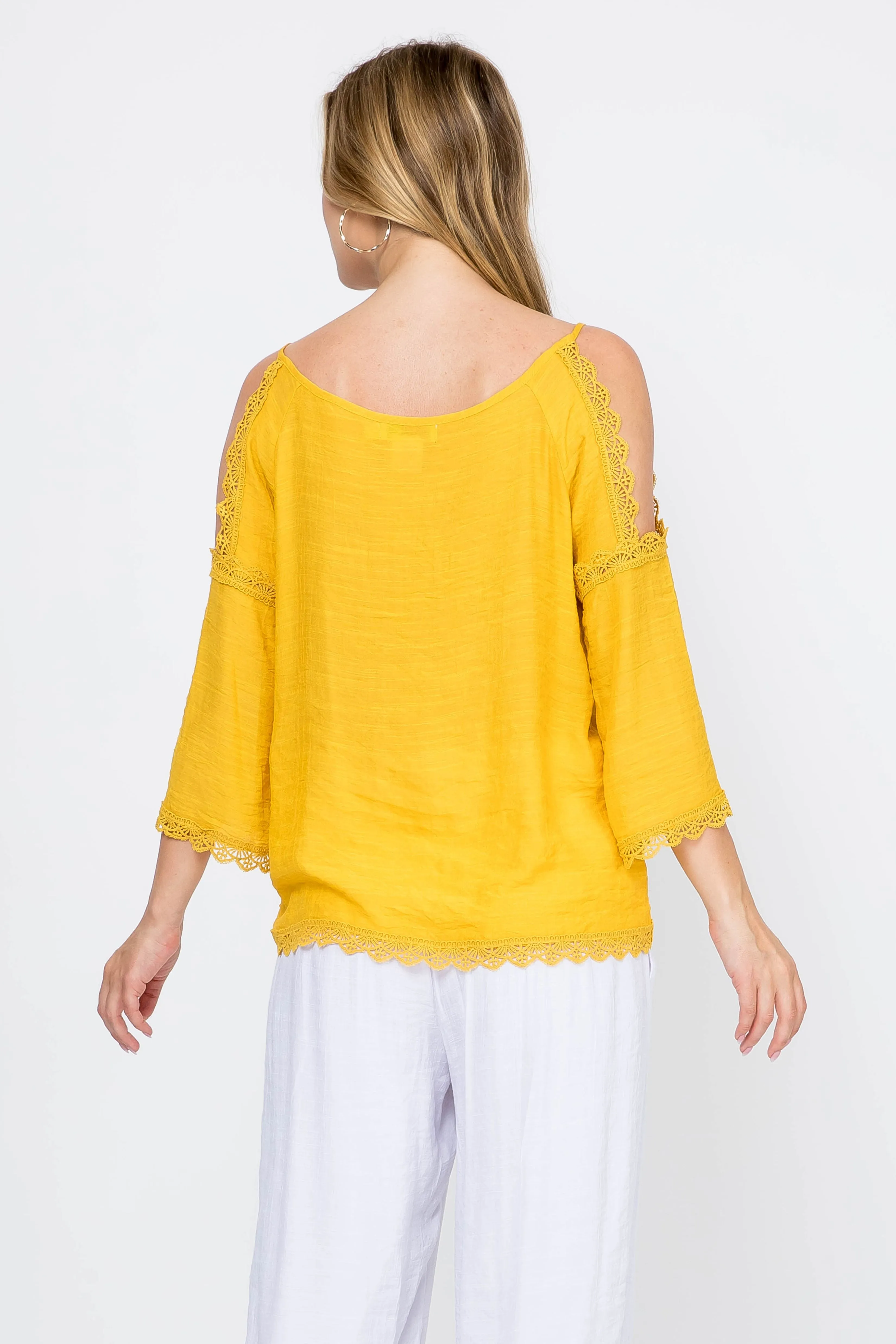 Women's Casual Cold Shoulder Scoop Neck Crochet Trimmed Hem and 3/4 Sleeve Tunic Top