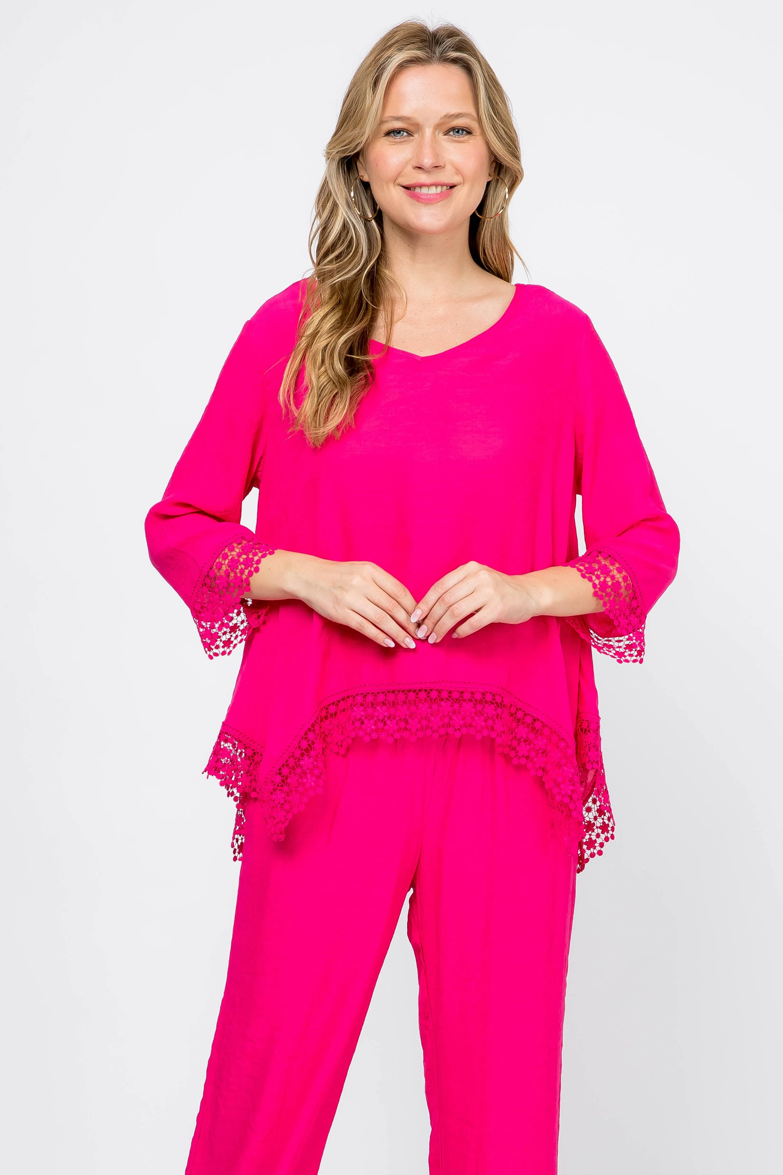 Women's Casual V Neck ¾ Sleeve Crochet Trimmed Shark Bite Hem Tunic Top